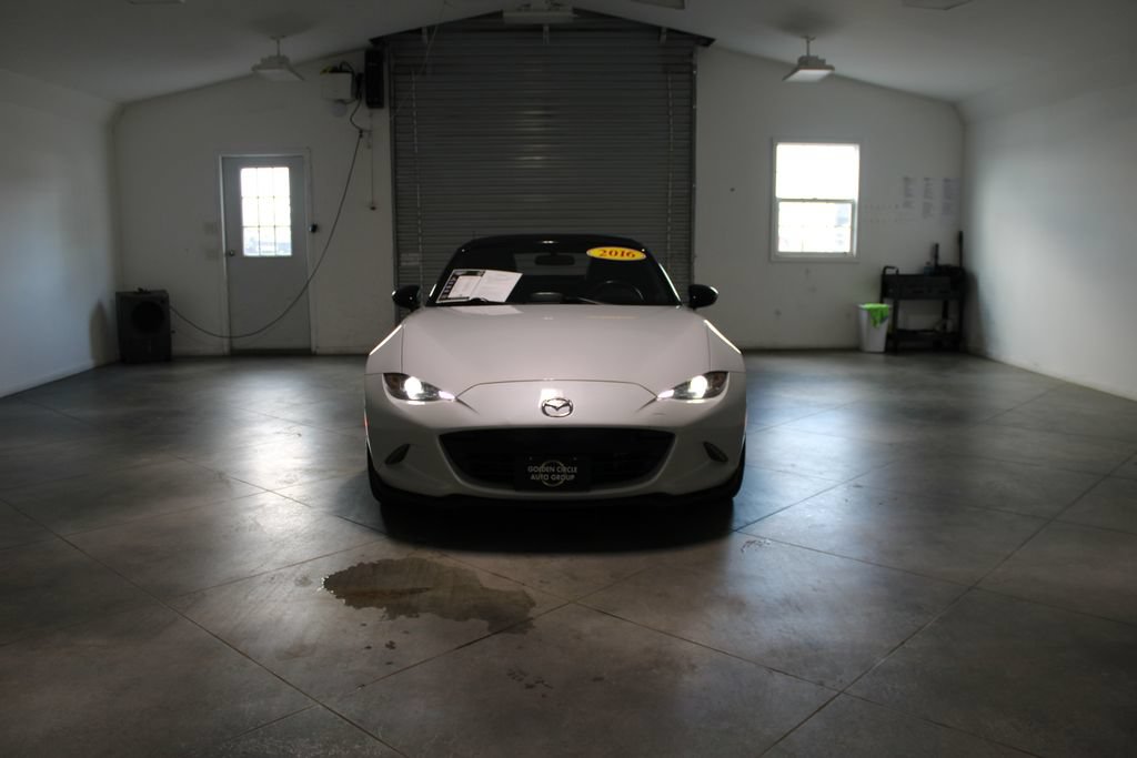 Used 2016 MAZDA MX-5 Miata Club RWD image 39