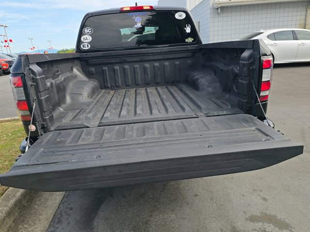 Certified 2023 Nissan Frontier SV w/ Technology Package AWD/4WD image 9