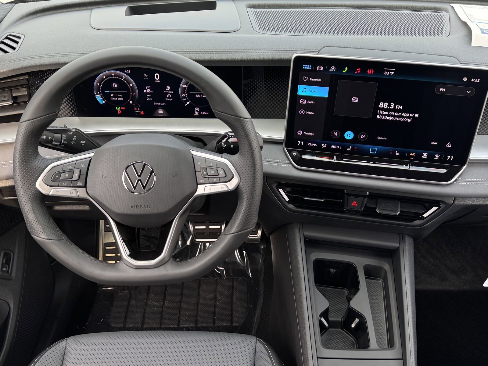 New 2026 Volkswagen Tiguan SE R-Line image 13