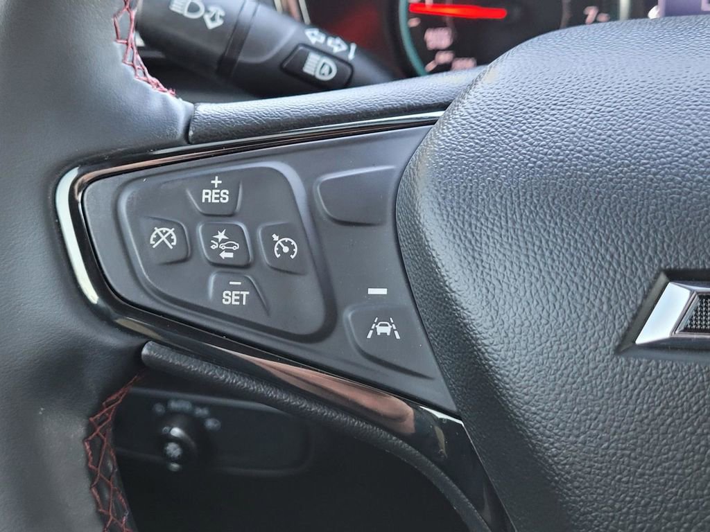 Used 2024 Chevrolet Equinox RS image 32