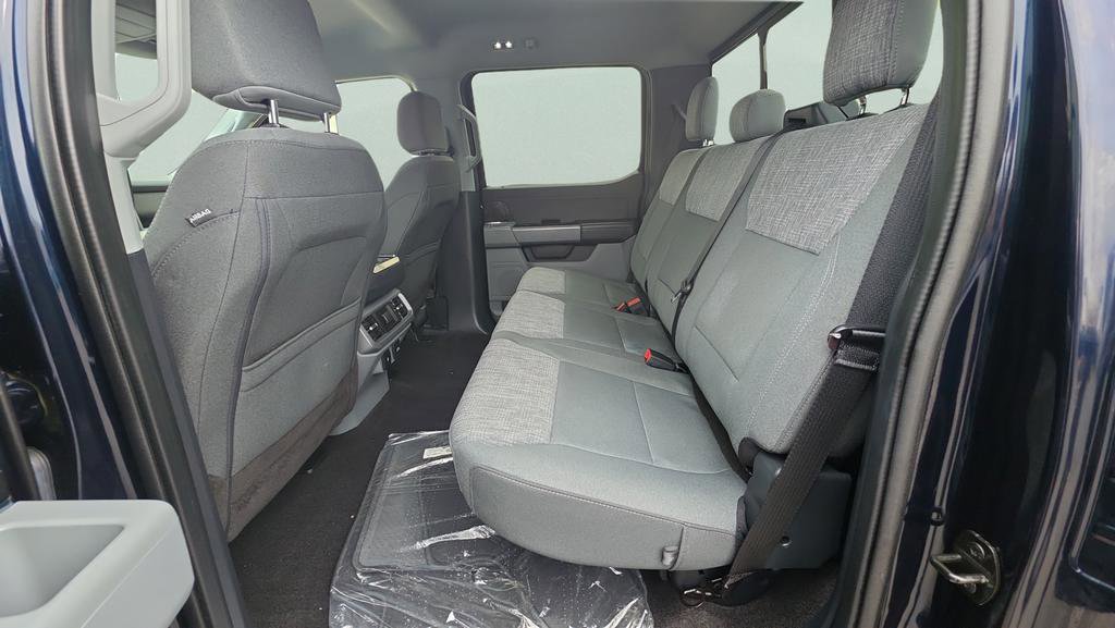 Certified 2022 Ford F150 XLT w/ Equipment Group 302A High image 28