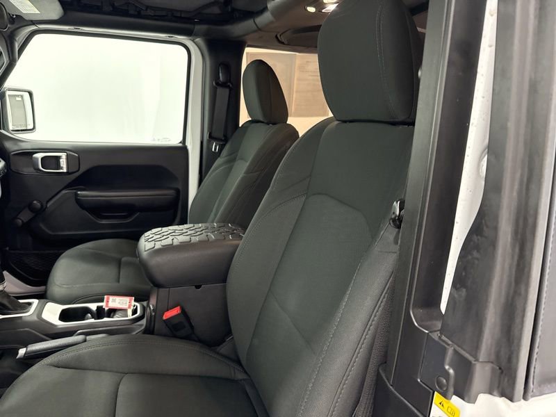 Used 2019 Jeep Wrangler Sport image 14