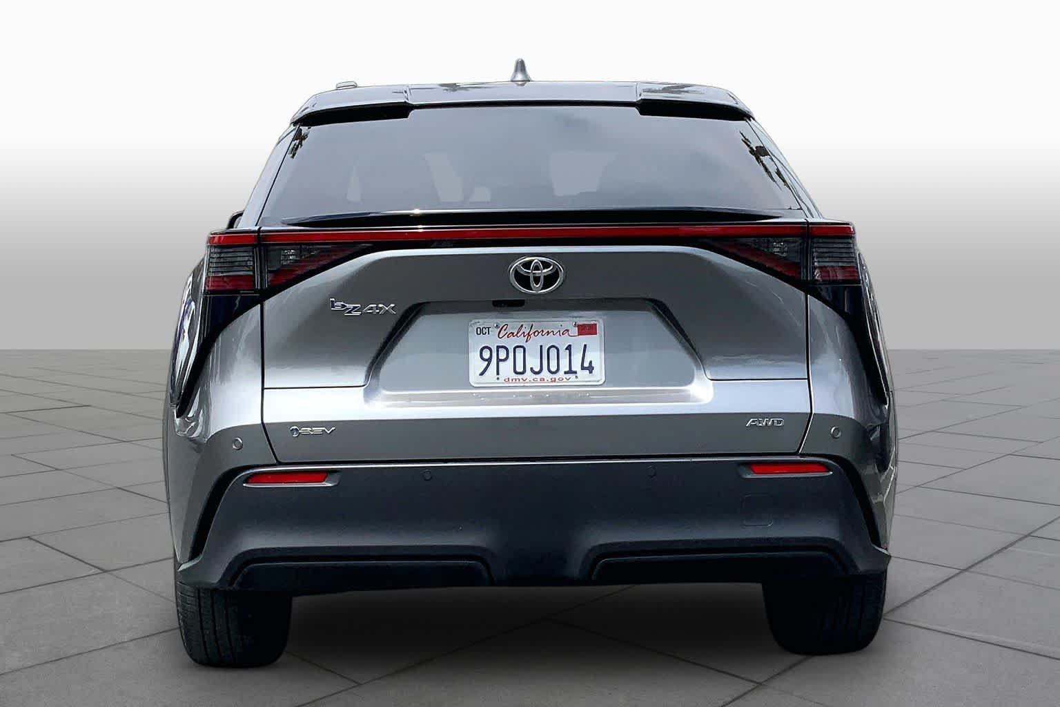 Used 2024 Toyota bZ4X AWD w/ Weather Package image 4