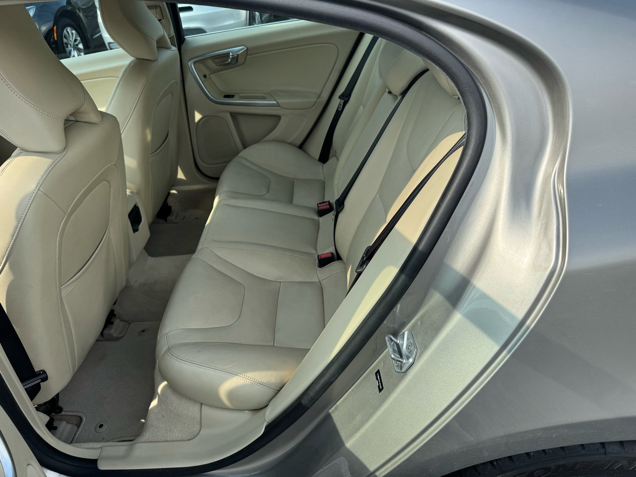 Used 2015 Volvo S60 T5 Premier image 13