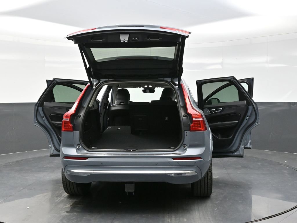 Used 2022 Volvo XC60 B6 Inscription w/ Advanced Package image 39
