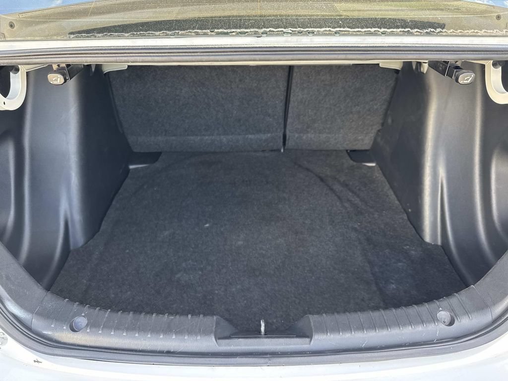 Used 2018 Toyota Yaris iA FWD image 8