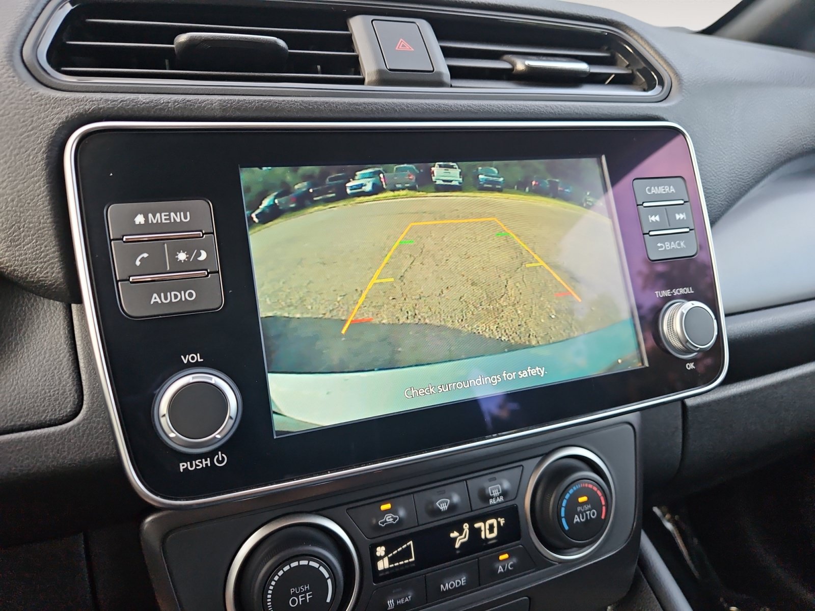 Used 2025 Nissan Leaf S FWD image 15
