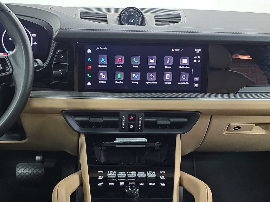 Certified 2024 Porsche Cayenne Coupe AWD/4WD image 16