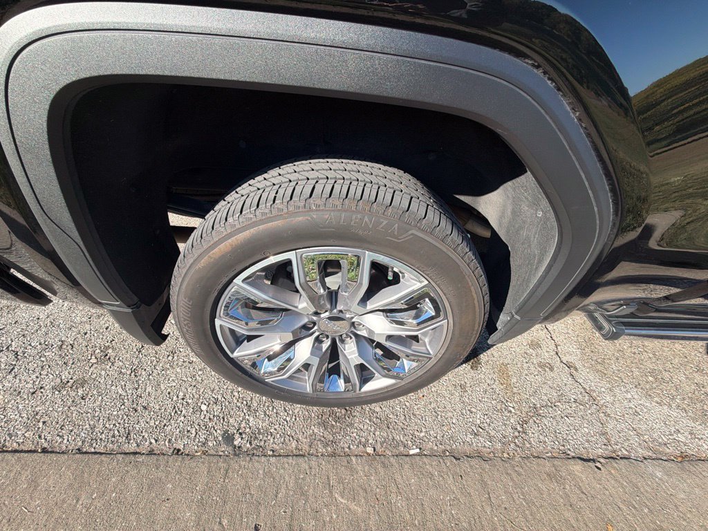 Used 2026 GMC Sierra 1500 Denali AWD/4WD image 25