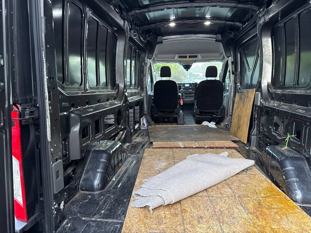 Used 2020 Ford Transit 250 Medium Roof RWD image 17