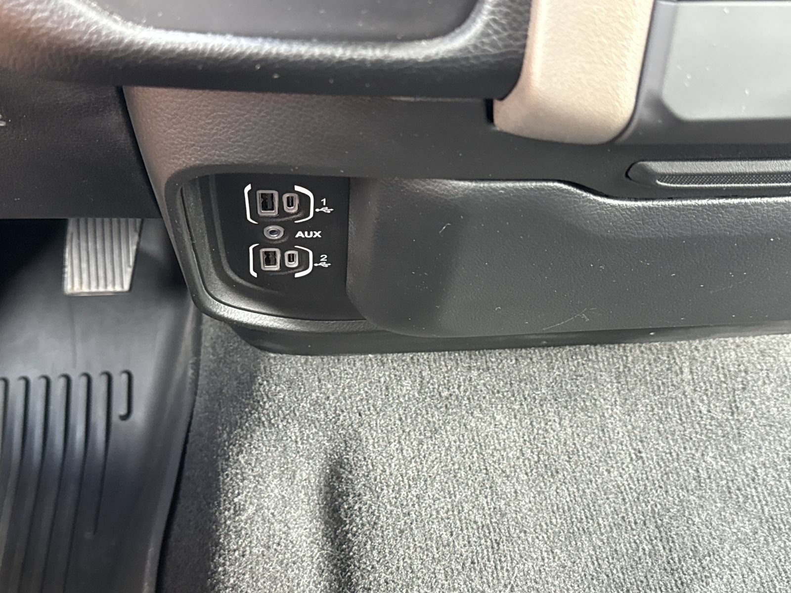 Used 2022 RAM 1500 Laramie RWD image 28