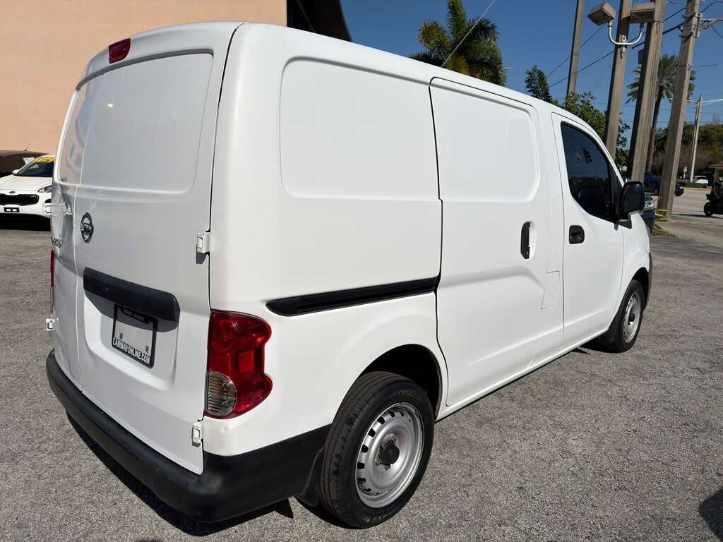 Used 2018 Nissan NV200 S w/ Cruise Control Package image 4