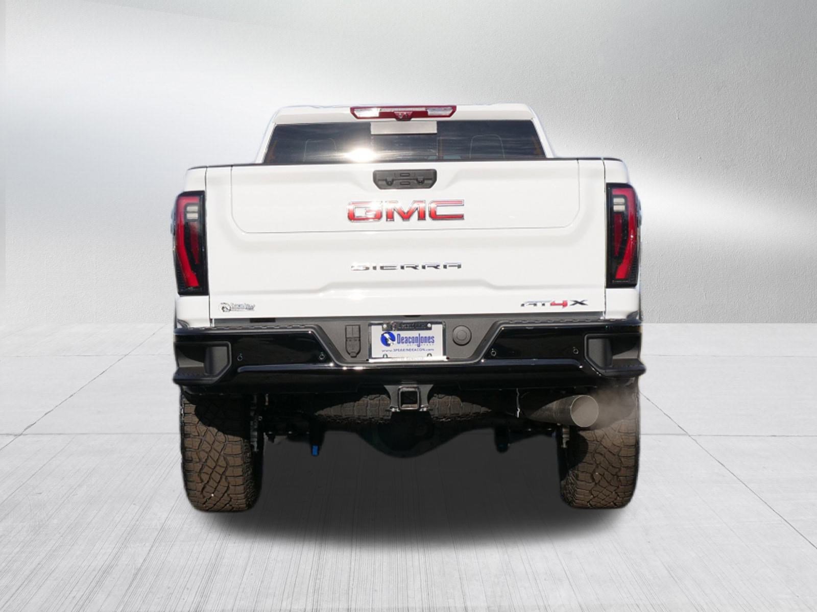 New 2026 GMC Sierra 2500 AT4X image 4