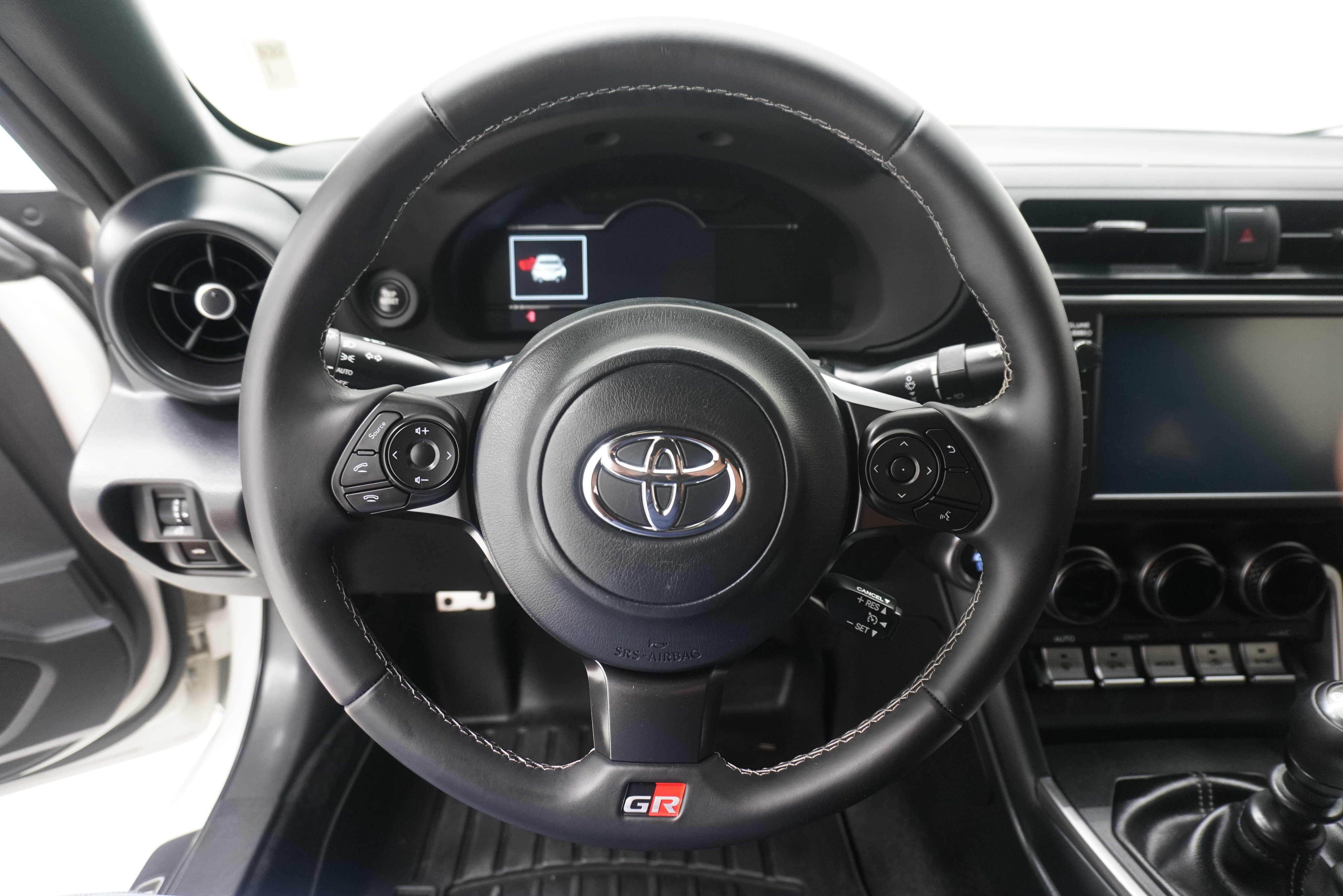 Used 2023 Toyota GR86 Premium RWD image 16