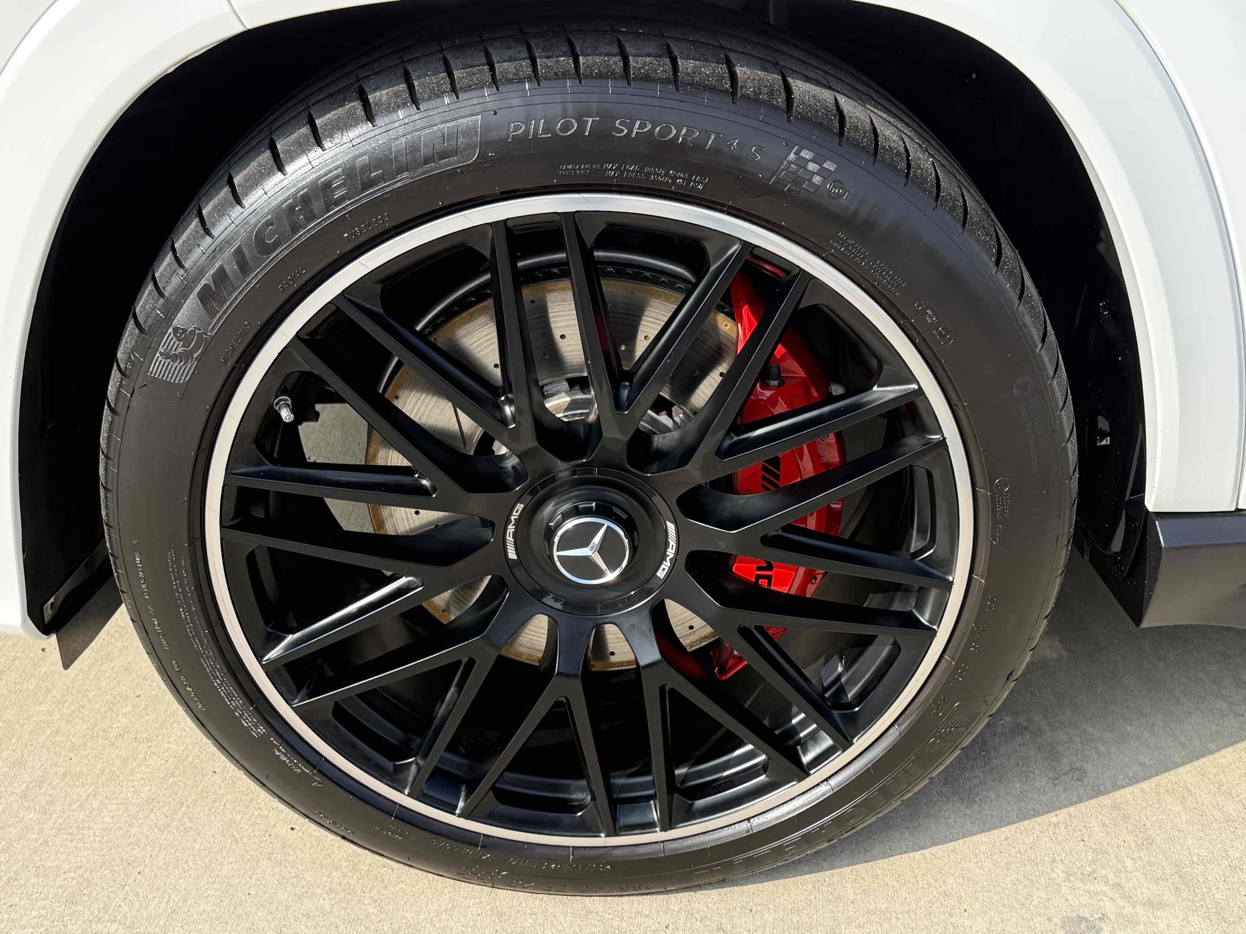 Used 2024 Mercedes-Benz GLS 63 AMG 4MATIC image 77