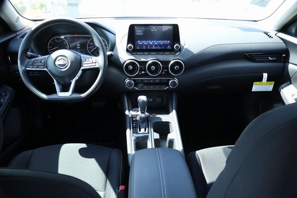 New 2025 Nissan Sentra SV image 6