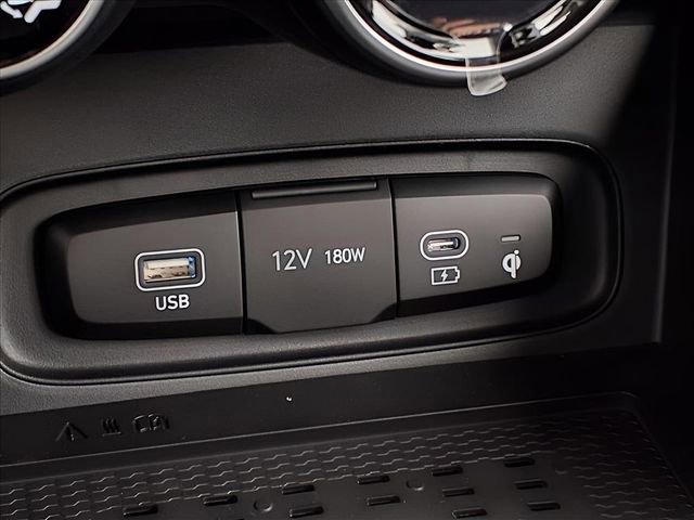 New 2026 Hyundai Venue SEL image 19