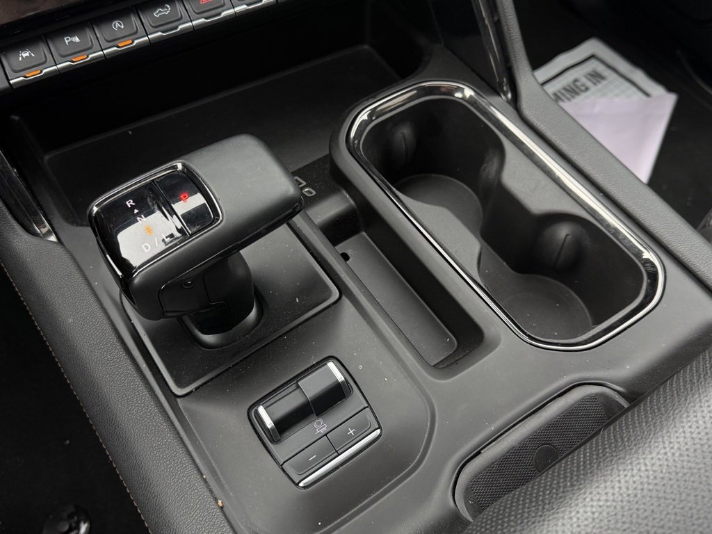 Used 2023 GMC Sierra 1500 AT4 w/ AT4 Preferred Package image 23