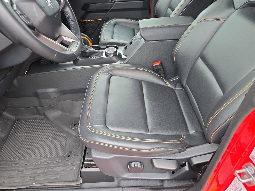 Used 2024 Ford Bronco Badlands w/ Sasquatch Package image 21