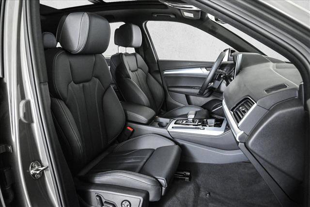 Certified 2025 Audi Q5 2.0T Premium Plus w/ Premium Plus Package image 22