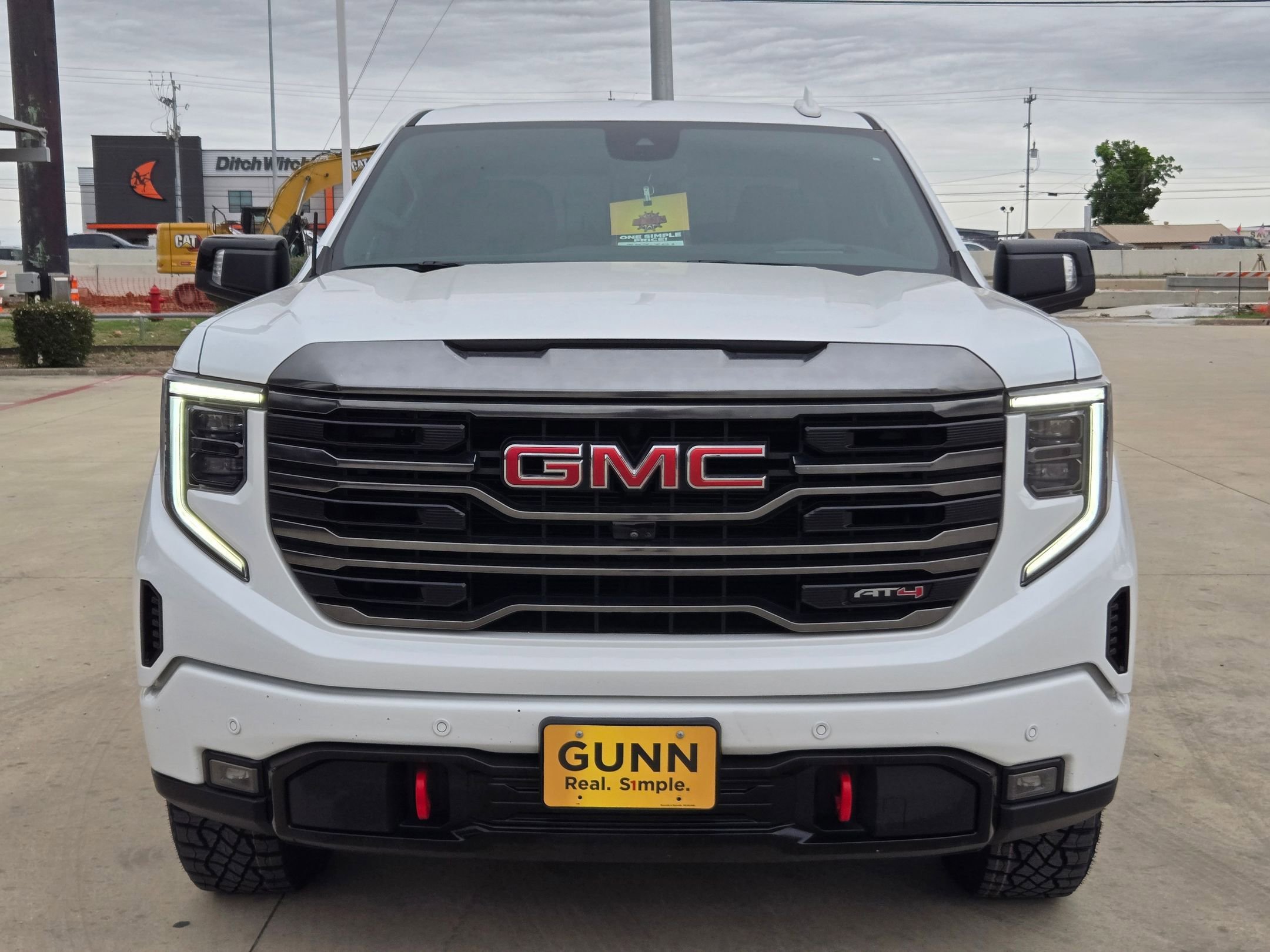 Certified 2023 GMC Sierra 1500 AT4 w/ Technology Package AWD/4WD image 2