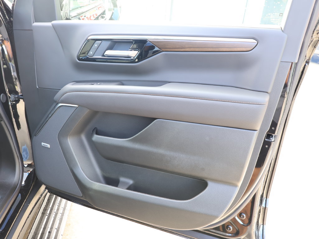 New 2027 Chevrolet Tahoe High Country AWD/4WD image 44