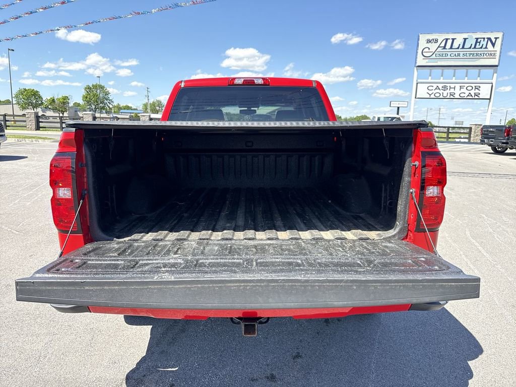Used 2018 Chevrolet Silverado 1500 LT w/ All Star Edition AWD/4WD image 17
