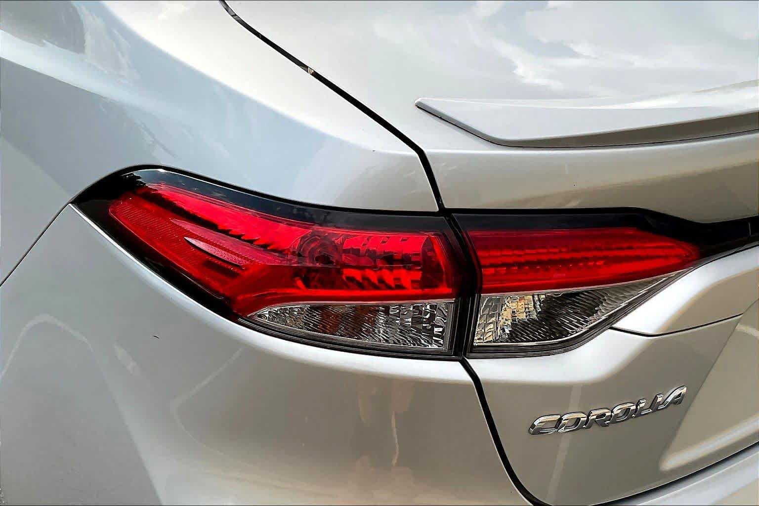 Used 2023 Toyota Corolla SE FWD image 28