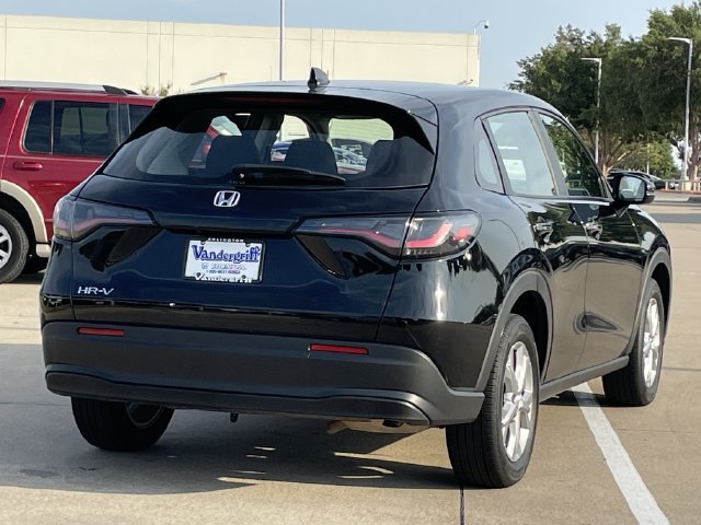 Certified 2025 Honda HR-V LX image 4