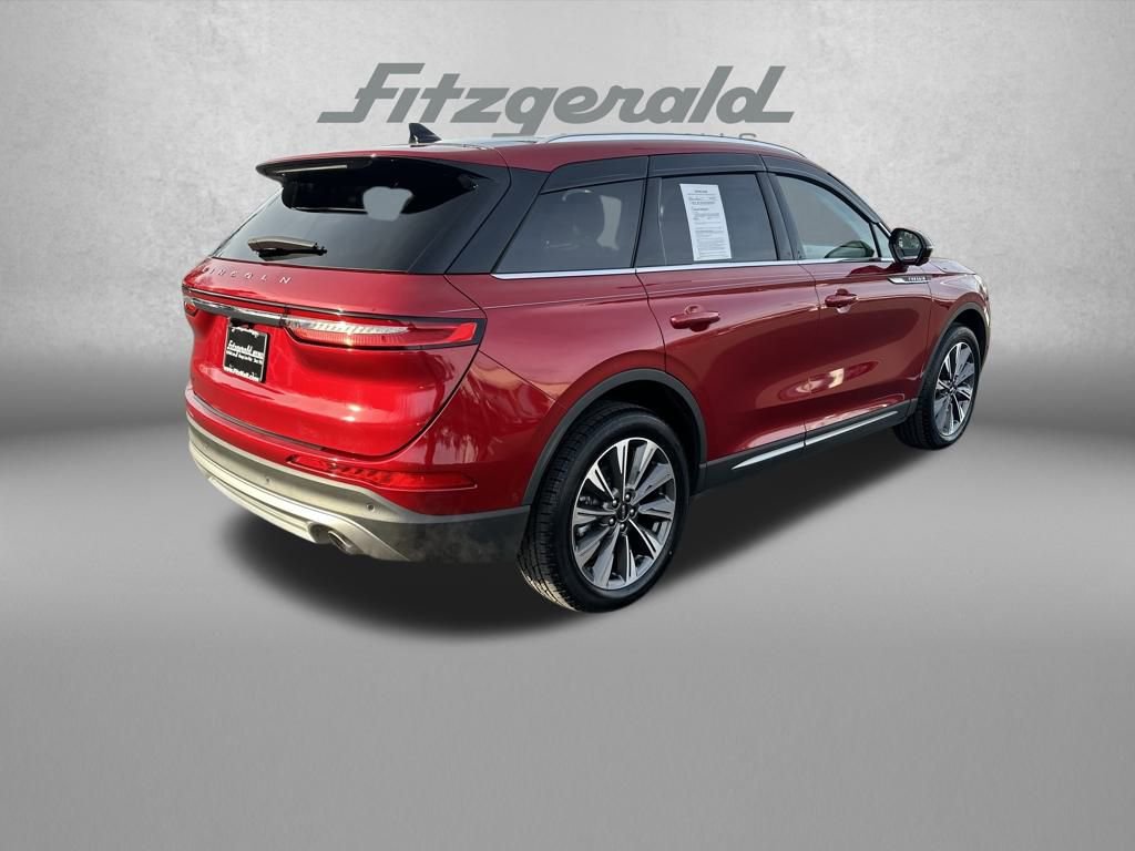 Used 2022 Lincoln Corsair Reserve w/ Equipment Group 201A image 7