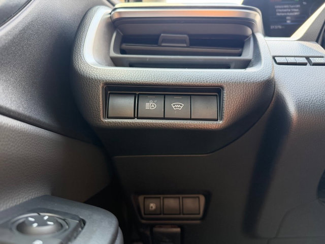 Used 2025 Toyota Prius LE FWD image 19