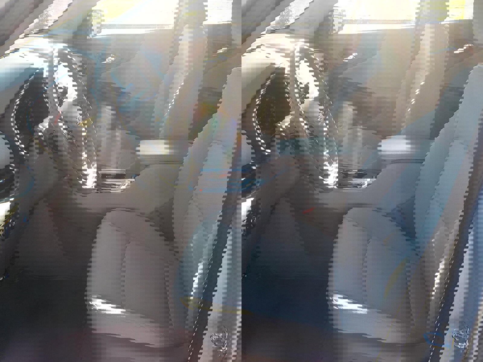 Used 2020 Chevrolet Malibu LS w/ Driver Confidence Package II image 16