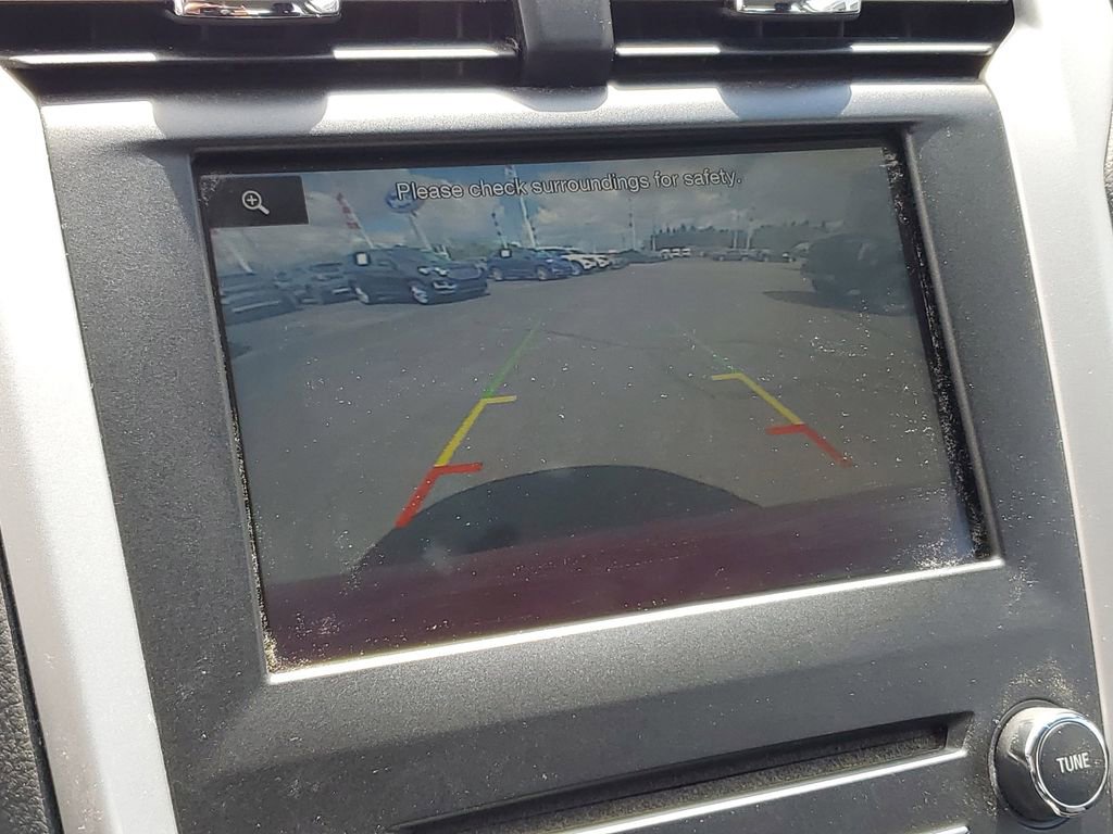 Used 2015 Ford Fusion SE w/ Equipment Group 201A AWD/4WD image 19