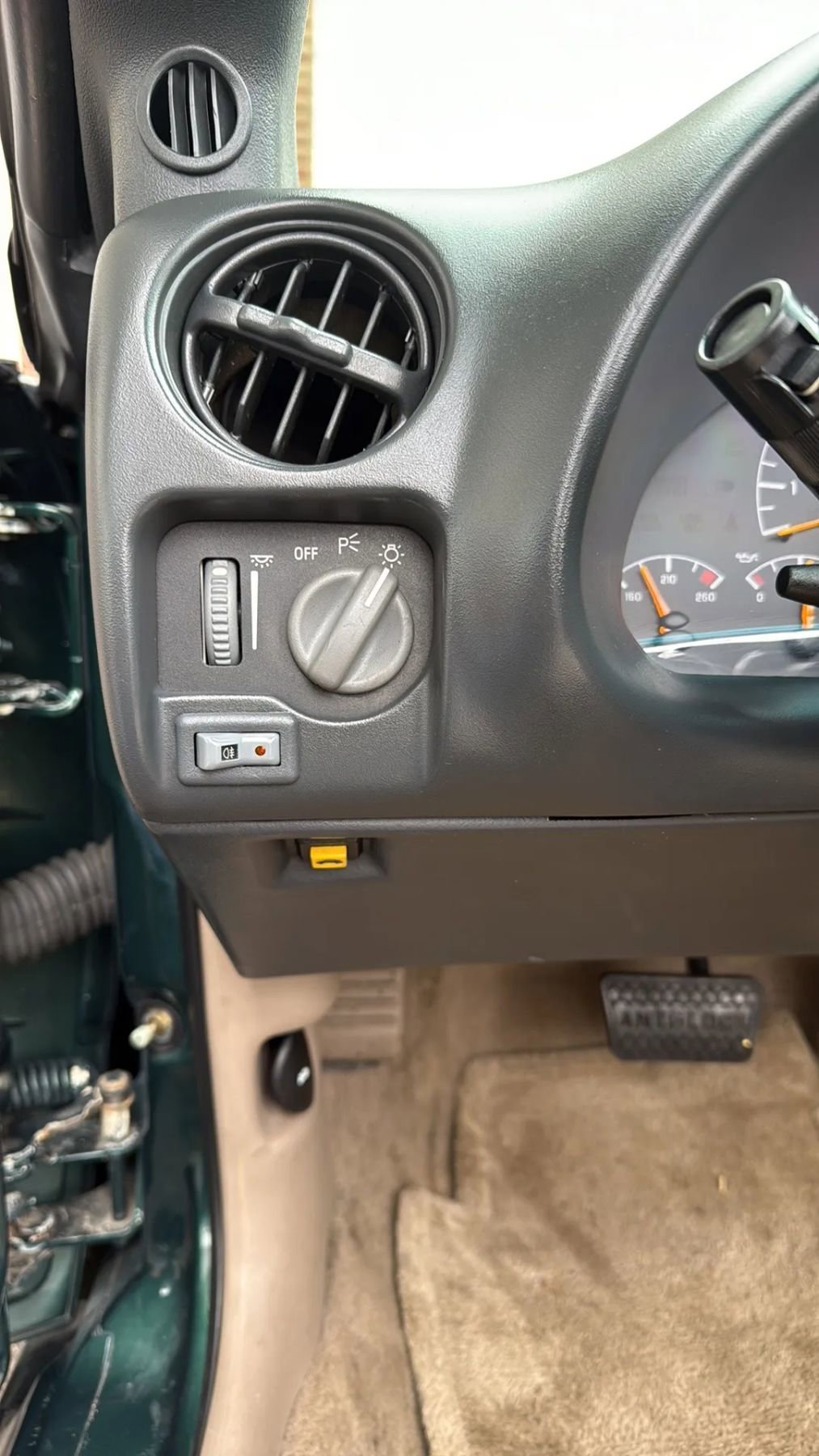 Used 1996 Pontiac Firebird Trans Am image 16