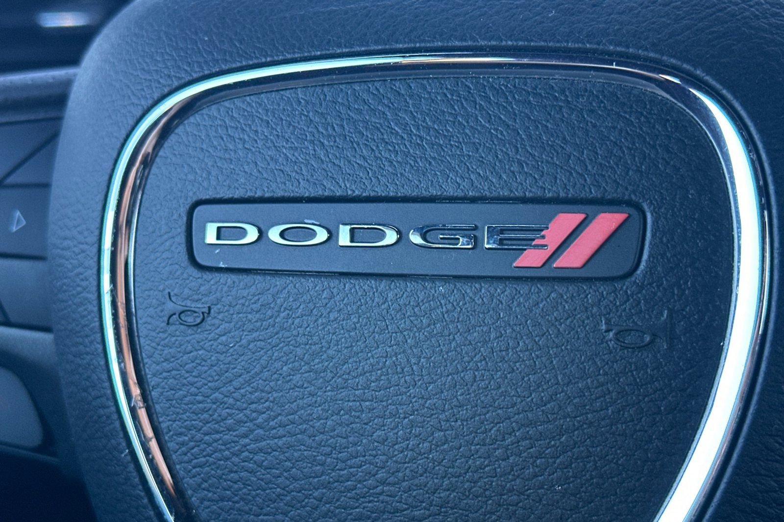 Used 2018 Dodge Challenger SXT w/ Blacktop Package image 32