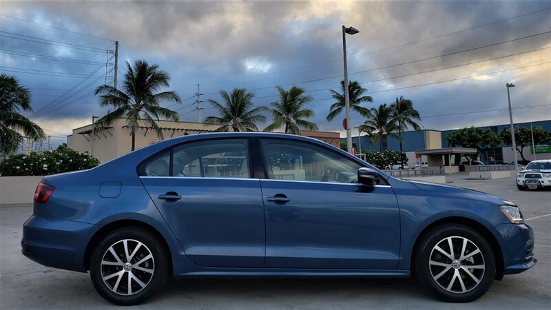 Used 2018 Volkswagen Jetta SE FWD image 5
