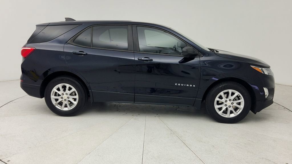 Used 2020 Chevrolet Equinox LS w/ LS Convenience Package FWD image 9