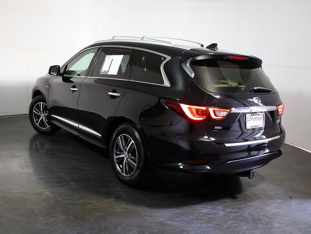 Used 2019 INFINITI QX60 Luxe w/ Essential Package AWD/4WD image 2