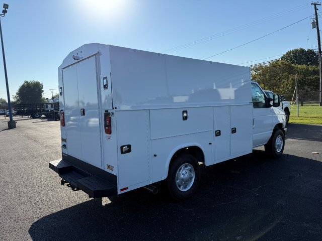 New 2026 Ford E-350 and Econoline 350 Super Duty w/ Power Equipment Group image 9