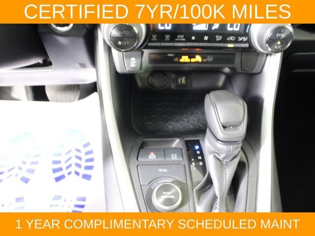 Used 2025 Toyota RAV4 XLE AWD/4WD image 25