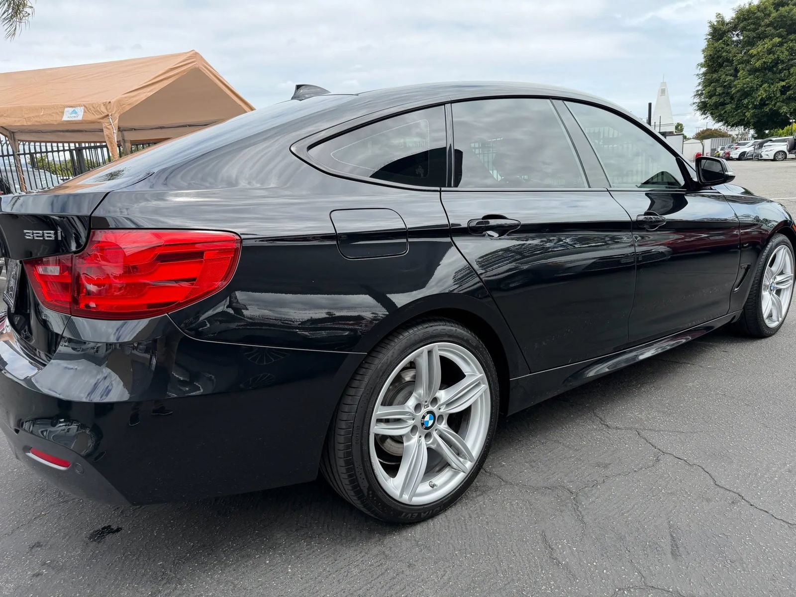 Used 2015 BMW 328i Gran Turismo xDrive AWD/4WD image 28