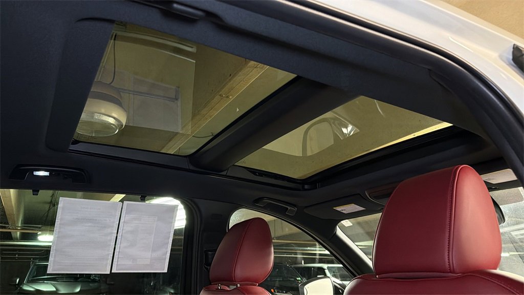 Used 2025 MAZDA CX-70 Plug-In Hybrid w/ Premium Plus image 14