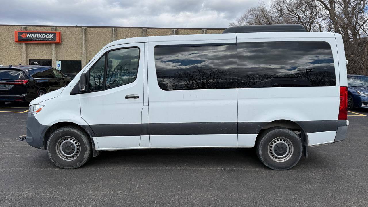 Used 2023 Mercedes-Benz Sprinter 2500 image 4