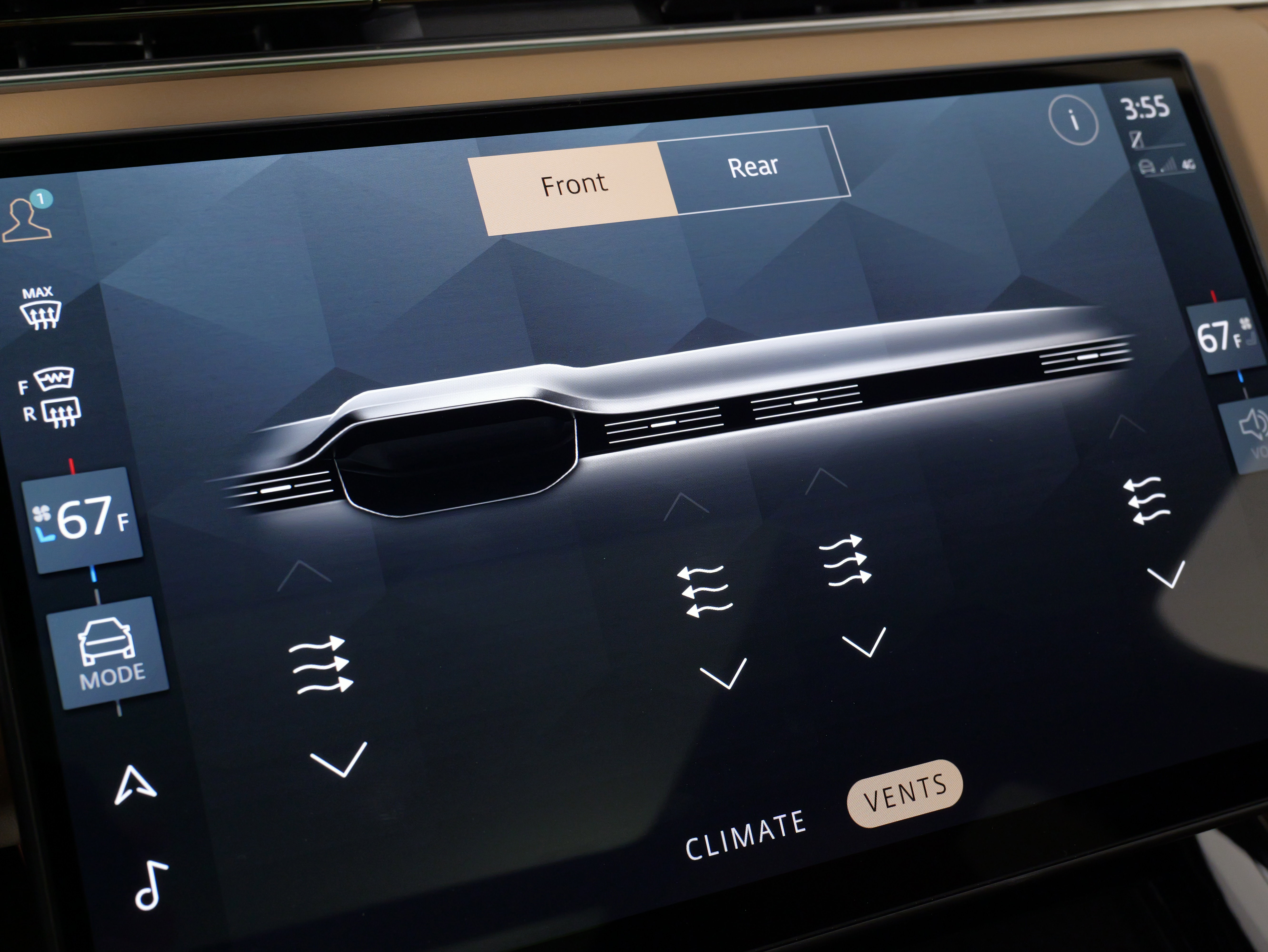 Used 2025 Land Rover Range Rover Sport SE image 46