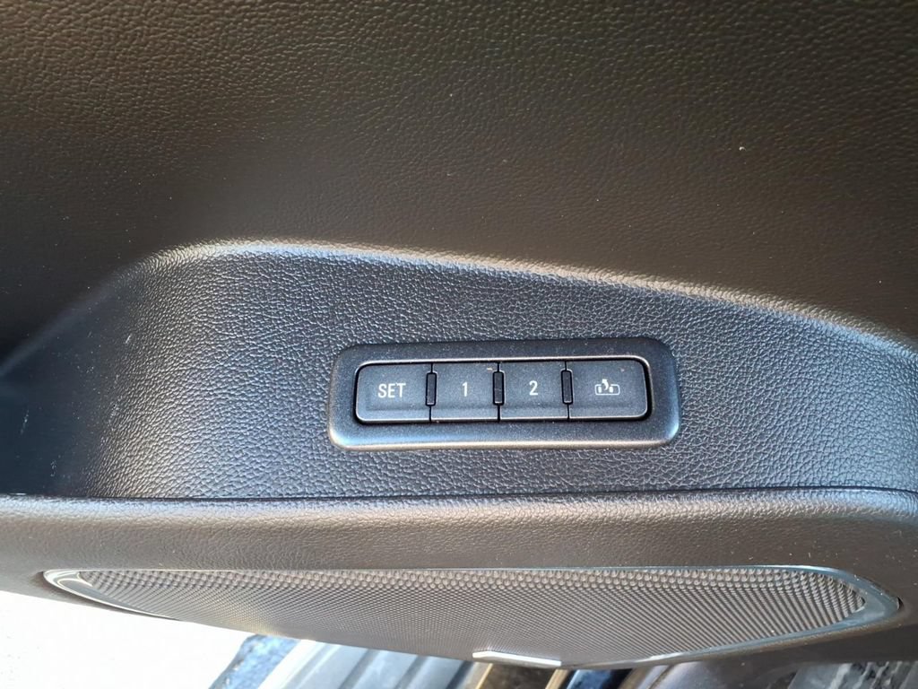 Used 2017 Chevrolet Tahoe Premier AWD/4WD image 15