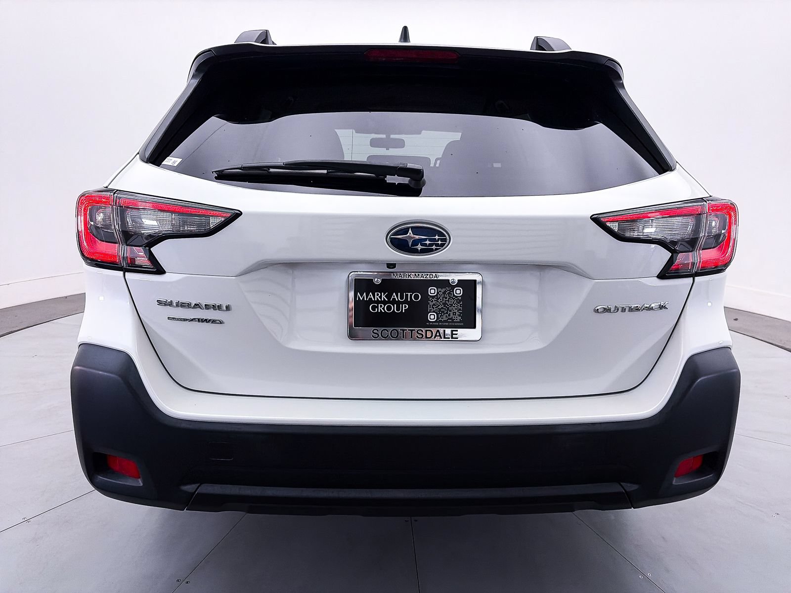 Used 2023 Subaru Outback Premium AWD/4WD image 14