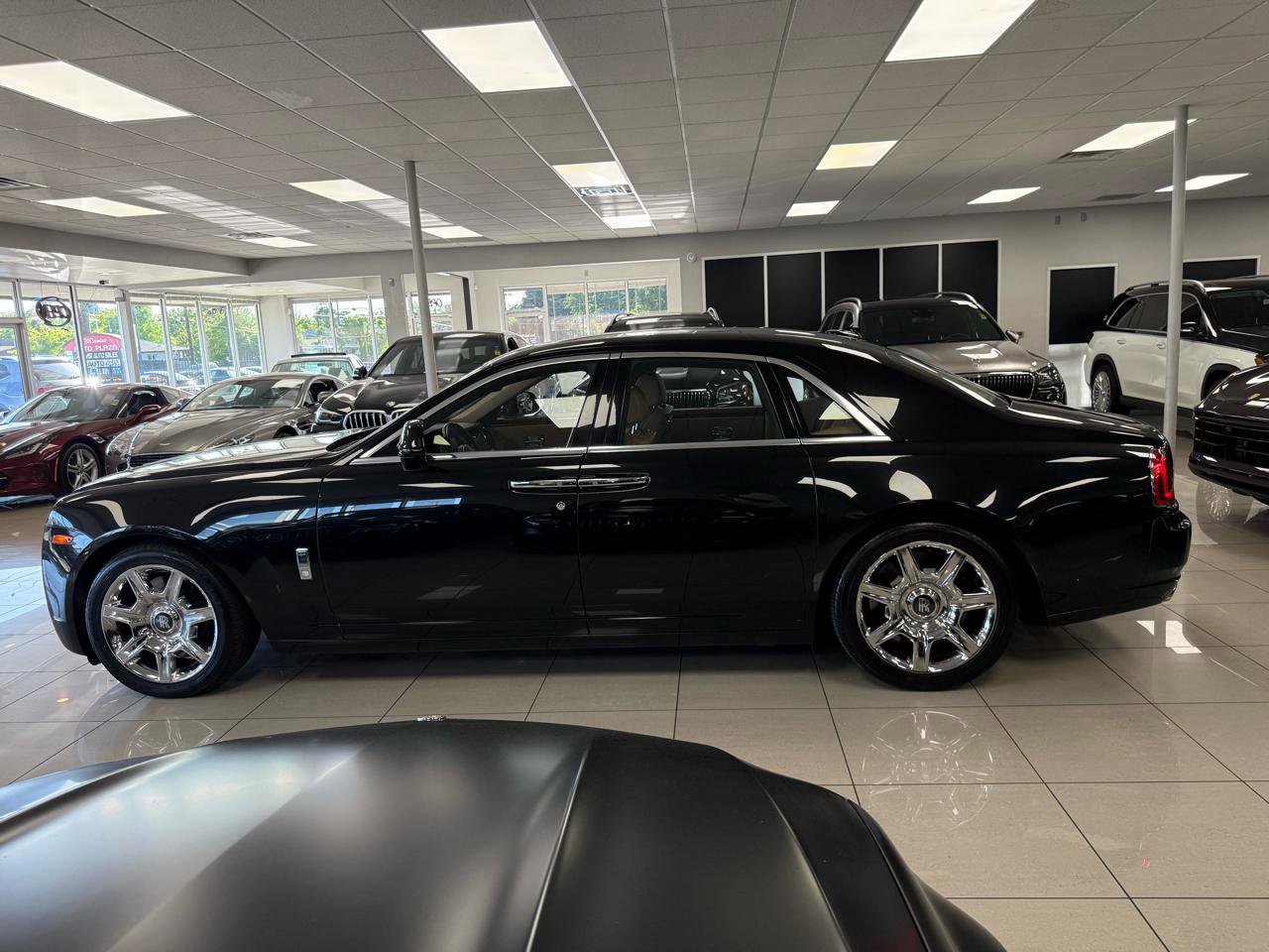 Used 2013 Rolls-Royce Ghost image 3