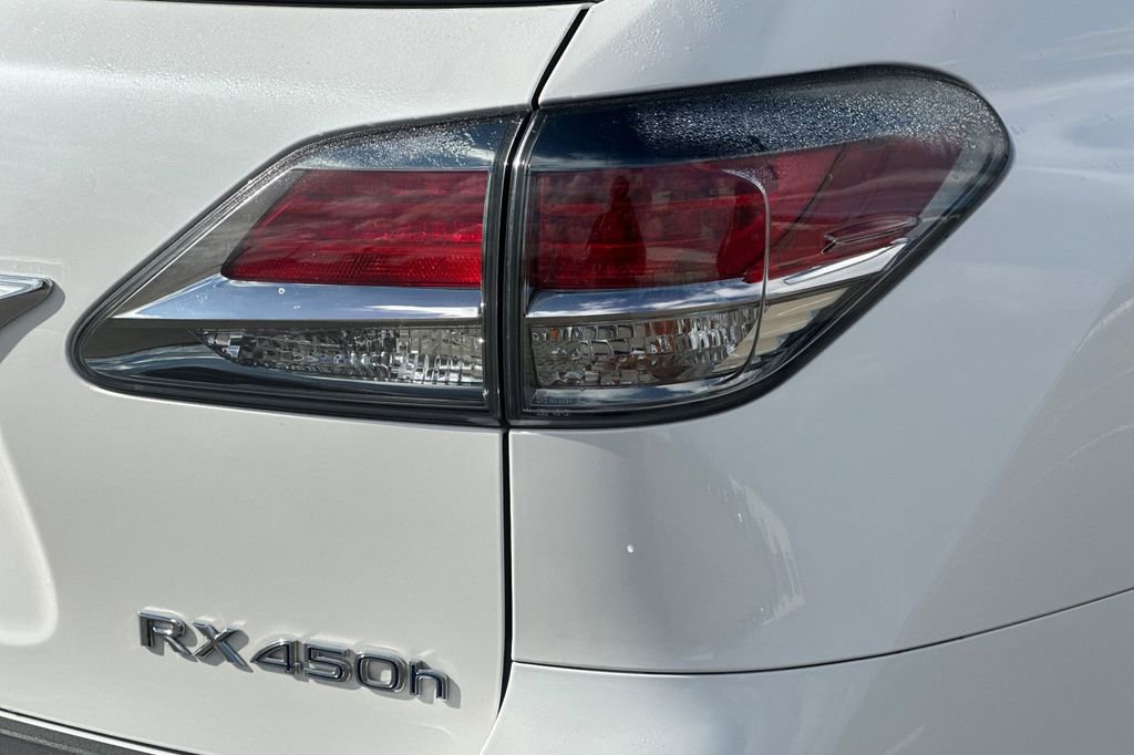 Used 2015 Lexus RX 450h AWD image 27