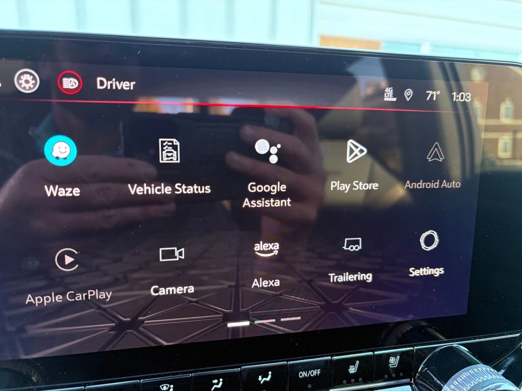 Certified 2024 GMC Canyon Denali image 38