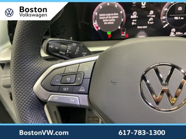 New 2026 Volkswagen Tiguan SE R-Line image 17